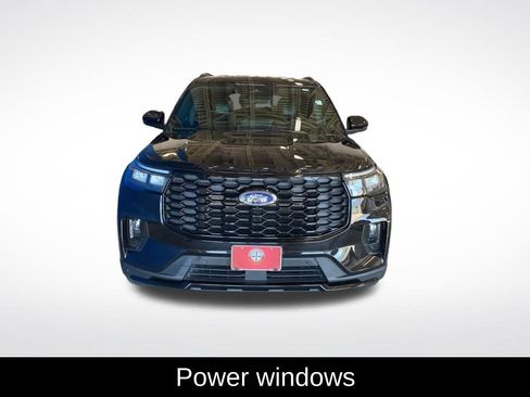 Used 2025 Ford Explorer ST-Line w/ ST-Line Street Pack AWD/4WD image 14