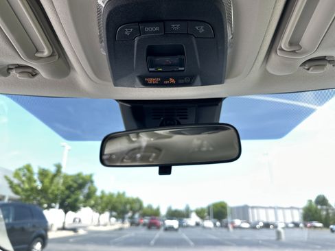Used 2025 Toyota Corolla LE FWD image 27