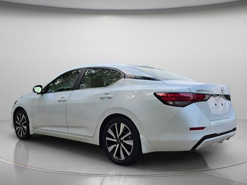 Used 2024 Nissan Sentra SV w/ SV Premium Package FWD image 6