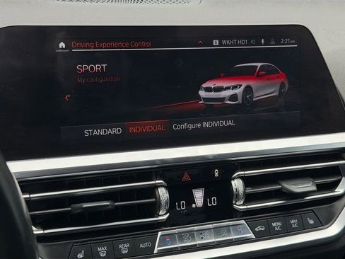 Used 2019 BMW 330i Sedan w/ M Sport Package RWD image 28