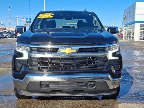 Used 2023 Chevrolet Silverado 1500 LT image 2