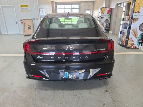 Used 2022 Hyundai Sonata Limited FWD image 6