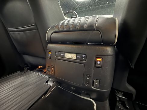 Used 2019 INFINITI QX80 Limited image 29