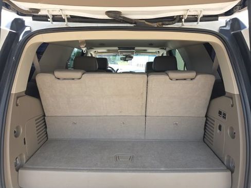 Used 2016 Chevrolet Tahoe LTZ AWD/4WD image 19