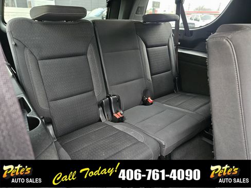 Used 2022 Chevrolet Suburban LS image 14