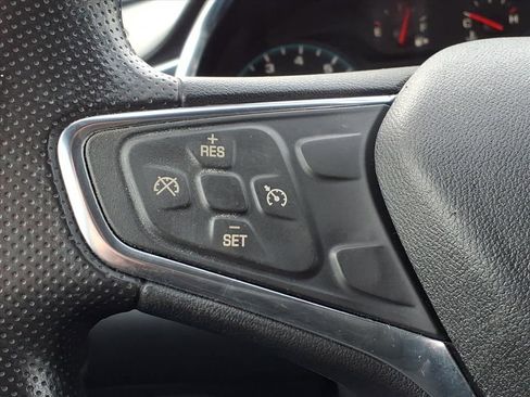 Used 2021 Chevrolet Malibu LT image 24