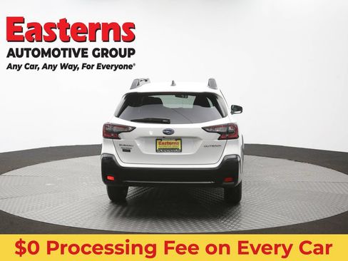 Used 2024 Subaru Outback Premium AWD/4WD image 36