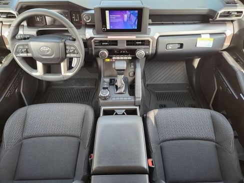 New 2026 Toyota 4Runner SR5 AWD/4WD image 24
