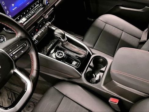 Used 2023 Chevrolet Colorado Z71 w/ Z71 Convenience Package 2 image 16