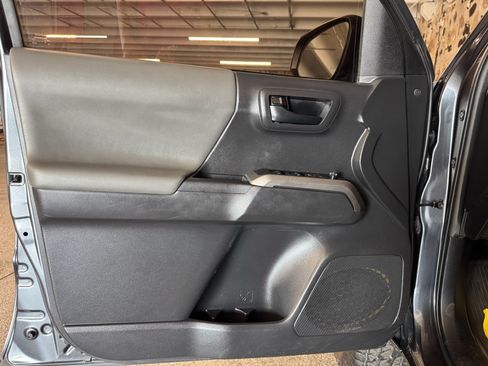 Used 2023 Toyota Tacoma SR5 RWD image 15