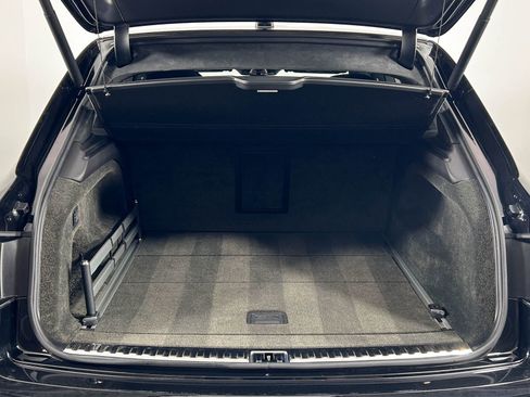 Used 2020 Bentley Bentayga Speed image 38