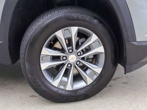 Certified 2025 Chevrolet Equinox LT FWD image 27