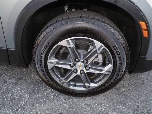 Used 2025 Chevrolet Blazer LT w/ Driver Confidence Package FWD image 33