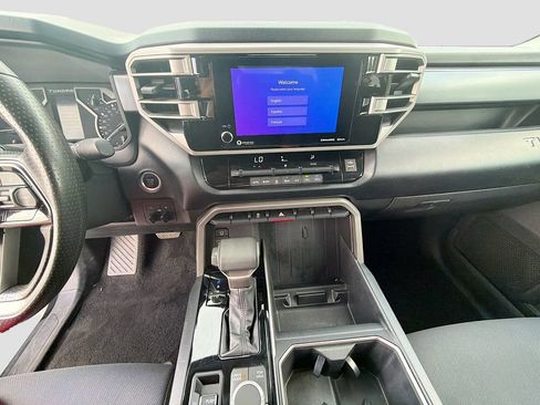 Used 2022 Toyota Tundra SR5 AWD/4WD image 24