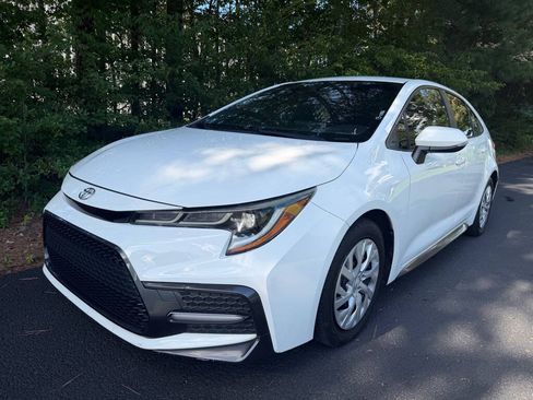 Used 2020 Toyota Corolla SE FWD image 1