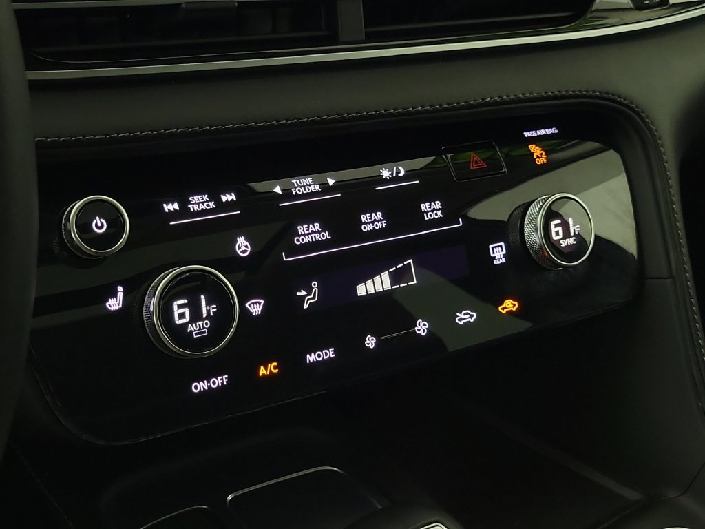 Used 2025 INFINITI QX60 Pure AWD/4WD image 30