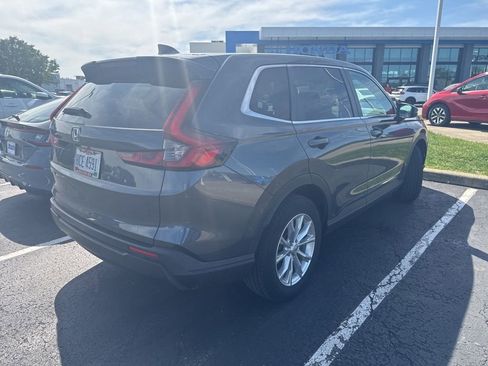 Used 2023 Honda CR-V EX image 4