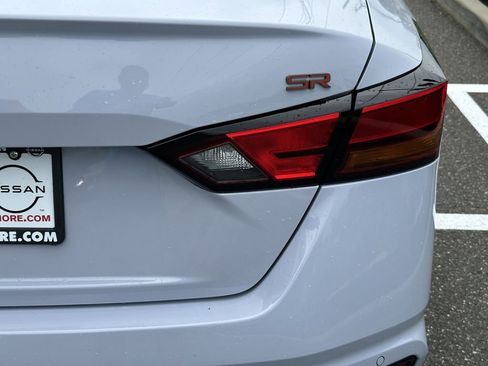 Certified 2024 Nissan Altima 2.5 SR w/ SR Premium Package FWD image 28