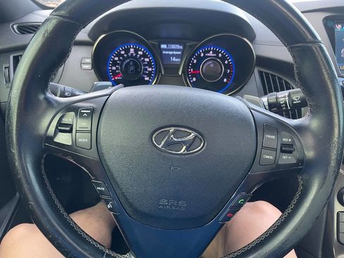 Used 2013 Hyundai Genesis 2.0T image 28