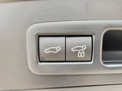 Used 2025 Lexus UX 300h FWD w/ Accessory Package (Z2) image 34
