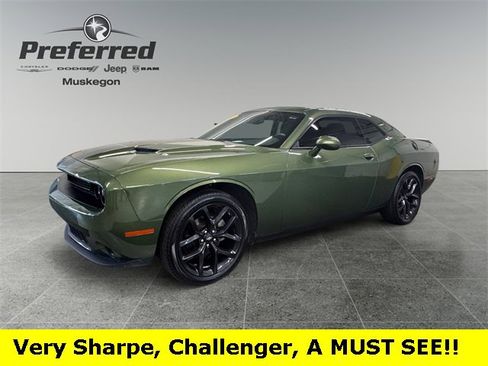 Used 2022 Dodge Challenger SXT w/ Blacktop Package image 2