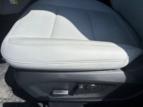 New 2026 Ford Explorer Platinum w/ LUX Leather Package AWD/4WD image 14