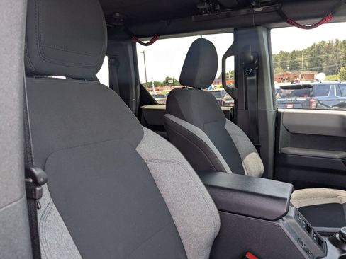 Used 2022 Ford Bronco Big Bend w/ Sasquatch Package AWD/4WD image 27
