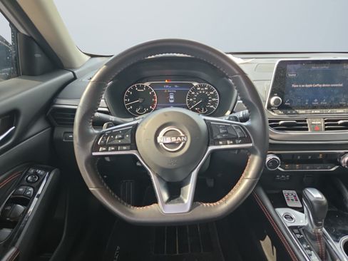 Used 2023 Nissan Altima 2.5 SR AWD/4WD image 14