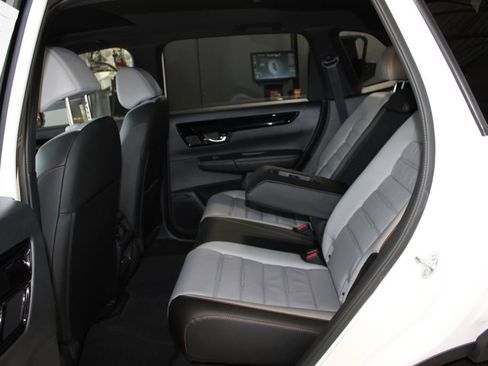 Used 2026 Honda CR-V Sport Touring image 17