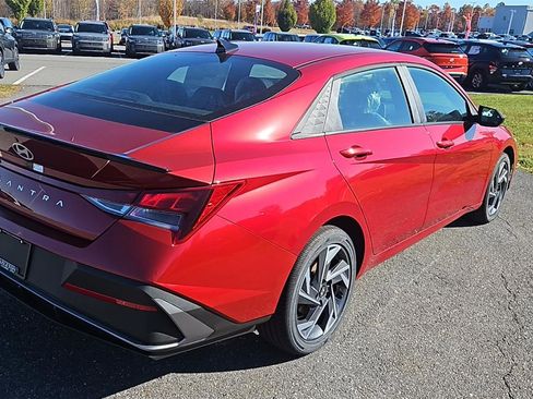 New 2025 Hyundai Elantra Sport w/ Cargo Package image 7
