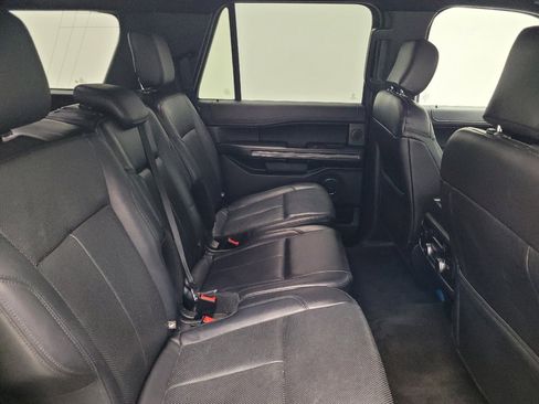 Used 2018 Ford Expedition Max XLT w/ Equipment Group 202A RWD image 19