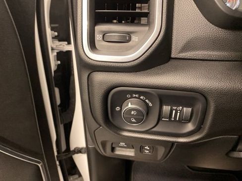 Used 2023 RAM 1500 Laramie AWD/4WD image 22