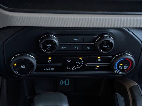 Used 2023 Ford Bronco Big Bend image 18