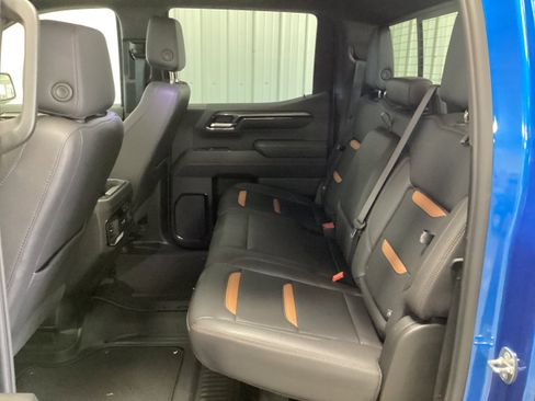 Used 2024 GMC Sierra 1500 AT4 w/ AT4 Premium Package AWD/4WD image 34