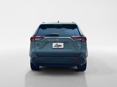 Used 2022 Toyota RAV4 XLE Premium AWD/4WD image 5