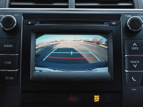 Used 2015 Toyota Camry LE FWD image 25
