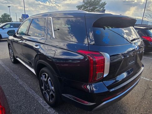 Used 2024 Hyundai Palisade Limited AWD/4WD image 3