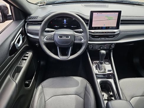 Certified 2023 Jeep Compass High Altitude AWD/4WD image 11