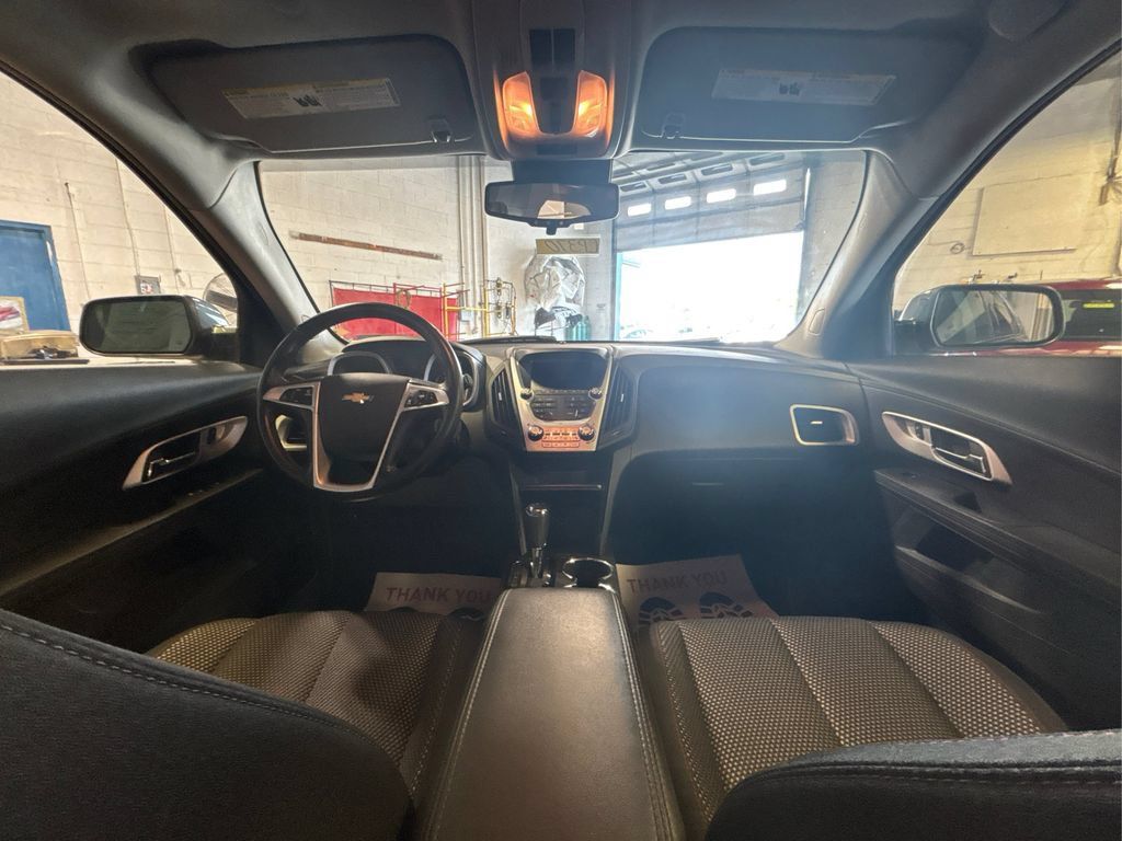Used 2017 Chevrolet Equinox LT w/ Convenience Package AWD/4WD image 33