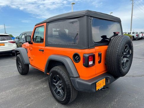 Used 2025 Jeep Wrangler Sport AWD/4WD image 5