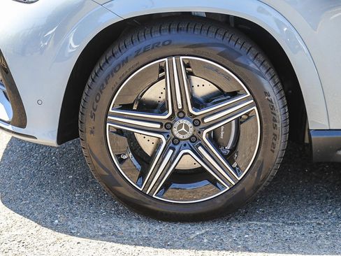New 2026 Mercedes-Benz GLE 450e 4MATIC image 9