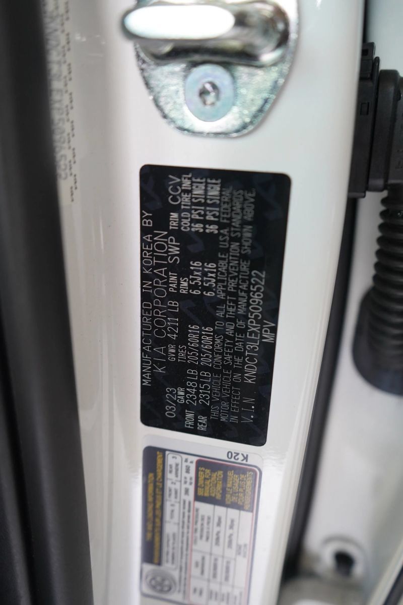 Used 2023 Kia Niro FWD image 7
