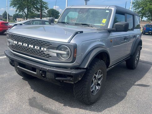 Used 2024 Ford Bronco Badlands AWD/4WD image 15
