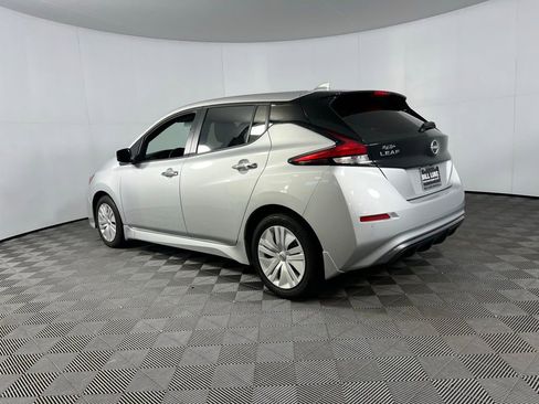 Used 2023 Nissan Leaf S image 9