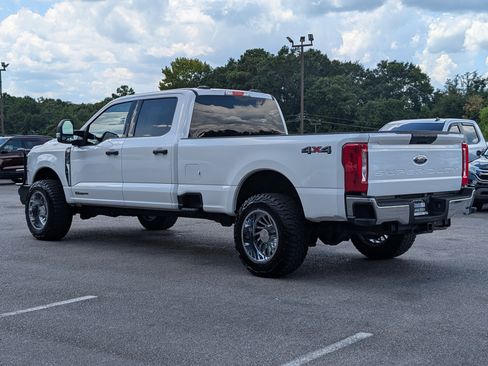 Used 2024 Ford F350 XLT AWD/4WD image 7
