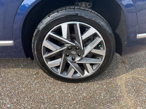 Used 2022 Hyundai Santa Fe Calligraphy image 9