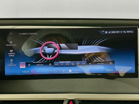 Used 2026 BMW iX xDrive60 w/ Premium Package image 14