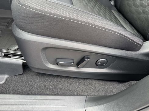 New 2026 Nissan Pathfinder SV image 23