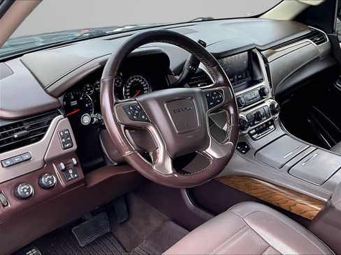 Used 2019 GMC Yukon Denali w/ Open Road Package AWD/4WD image 15