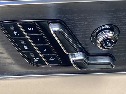 Certified 2026 Cadillac Lyriq Signature Luxury w/ Nappa Leather Package AWD/4WD image 19